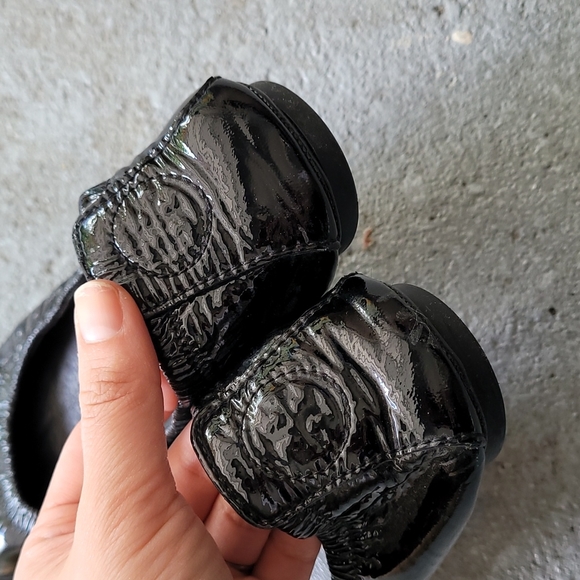 Tory burch flats - Picture 3 of 3